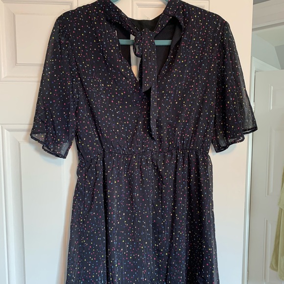 Polka Dot Shiny Flowy Dress - Picture 2 of 4